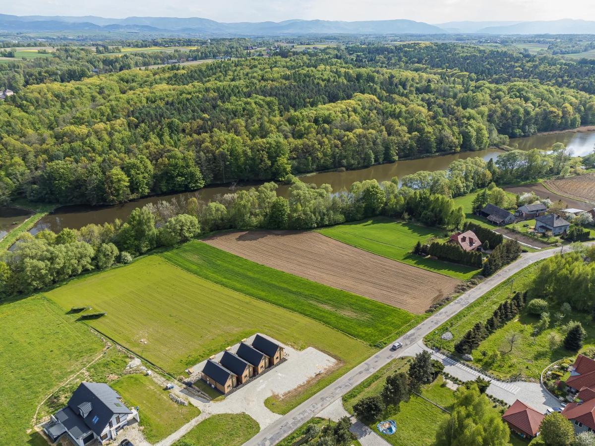 Wycisznia - Drewniane Domki Caloroczne Gieraltowiczki Bagian luar foto